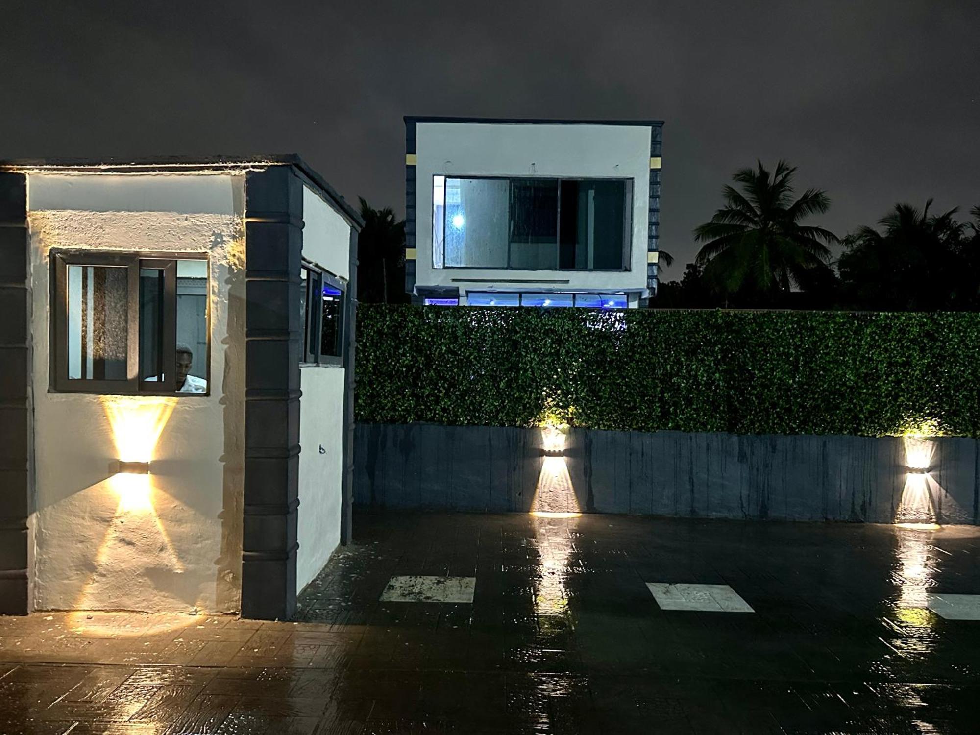 Northwold Hotel Sotuom エクステリア 写真